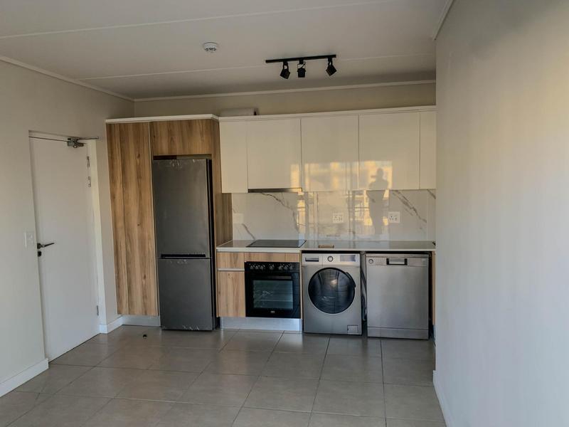 To Let 1 Bedroom Property for Rent in Sandown Western Cape